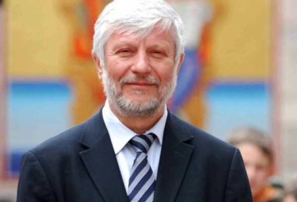 Τατούλης: &quot;Τηρούμε το συμβόλαιο μας με τους πολίτες&quot;