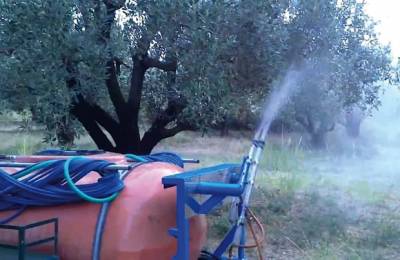 Διαπραγμάτευση για εργολαβίες δακοκτονίας σε Μερόπη, Χρυσοκελλαριά και Μίλα