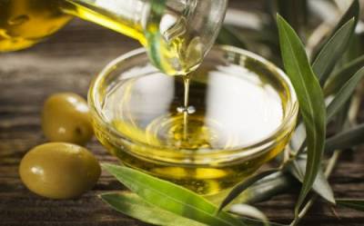 Παραμένουν χαμηλά οι τιμές του ελαιολάδου