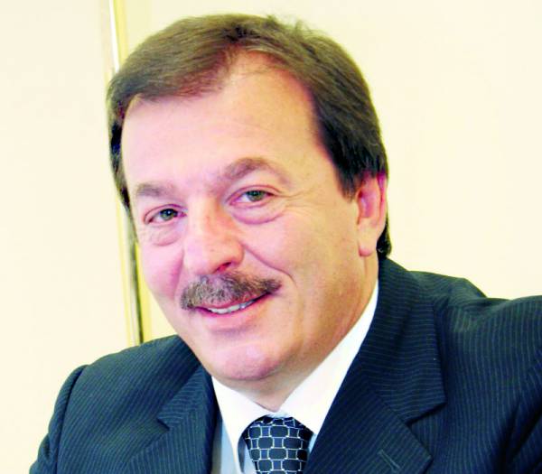 Επίθεση Σαμπαζιώτη στην κυβέρνηση για τα αστυνομικά τμήματα της Μεσσηνίας