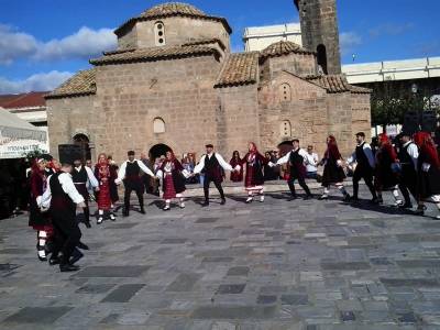 Καλαμάτα: Χριστουγεννιάτικη εκδήλωση συλλόγων του Ταϋγέτου στο Ιστορικό Κέντρο Καλαμάτας