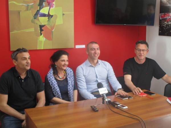 Υποψήφιοι ευρωβουλευτές ΣΥΡΙΖΑ στην Καλαμάτα: "Ο προοδευτικός πόλος απέναντι στο μόρφωμα νεοφιλελευθερισμού - ακροδεξιάς"