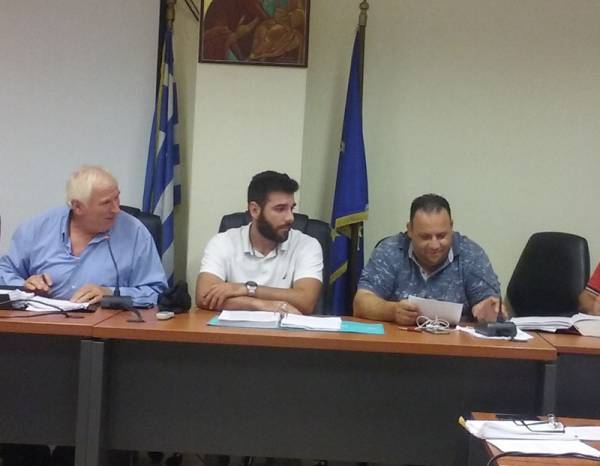 Καθορισμός τελών χρήσης των κοινόχρηστων χώρων στην Τριφυλία