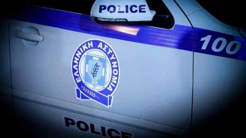 Παλαιό Φάληρο: Νύχτα τρόμου για οικογένεια – Ένοπλοι τους έδεσαν και τους λήστεψαν (βίντεο)