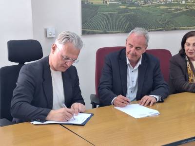 Σύμβαση για ανάπλαση του Κέντρου Νεμέας