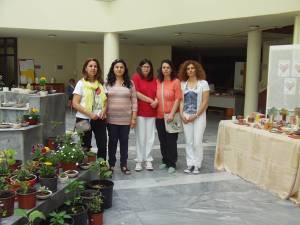 Ανοιξιάτικο μπαζάρ από το ΕΕΕΕΚ (φωτογραφίες)
