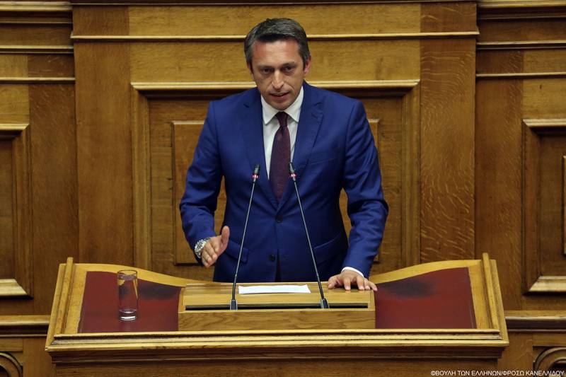 Μαντάς για την “ωρολογιακή βόμβα” της ΔΕΗ