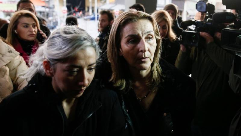 Ξέσπασμα της μητέρας του Άλκη Καμπανού: «Το δικό μου το παιδί δεν μπορεί να πάρει πτυχίο»