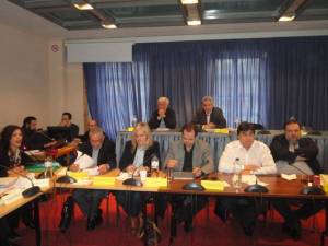 Καταργήστε την άχρηστη περιφερειακή αυτοδιοίκηση