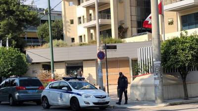 Ο «Ρουβίκωνας» ανέλαβε την ευθύνη για την επίθεση στην πρεσβεία του Καναδά