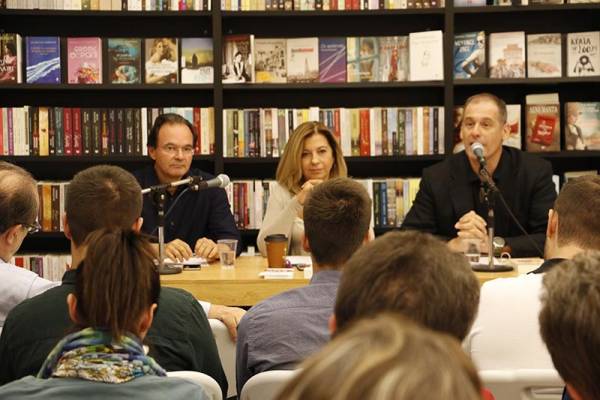 Παρουσιάστηκε στην Καλαμάτα το βιβλίο του Γ. Παπακωνσταντίνου 