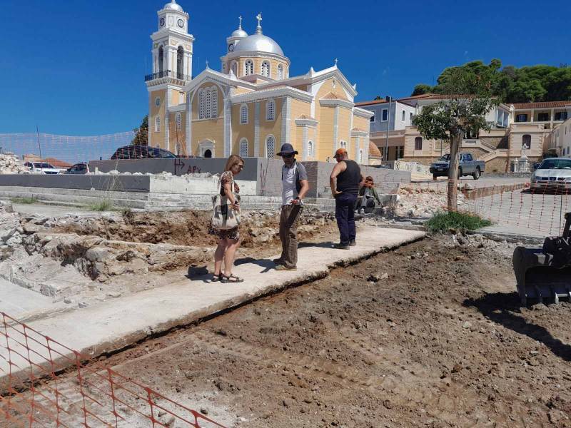 Ο Μάκαρης για τις ανασκαφές στην πλατεία Υπαπαντής