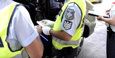 Μεσσηνία: 22 κλήσεις σε οδηγούς μηχανών χωρίς κράνος