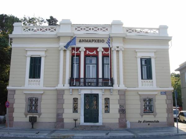 Τριήμερο πένθος στη Λέσβο για τους νεκρούς πρόσφυγες