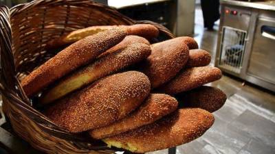 Περισσότερες από 500.000 λαγάνες θα φουρνίσουν οι αρτοποιοί για την Καθαρά Δευτέρα