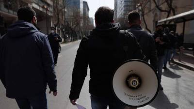 Πανελληνία 24ωρη απεργία: Συγκεντρώσεις στο κέντρο της Αθήνας – Πώς θα κινηθούν τα Μέσα Μεταφοράς (βίντεο)