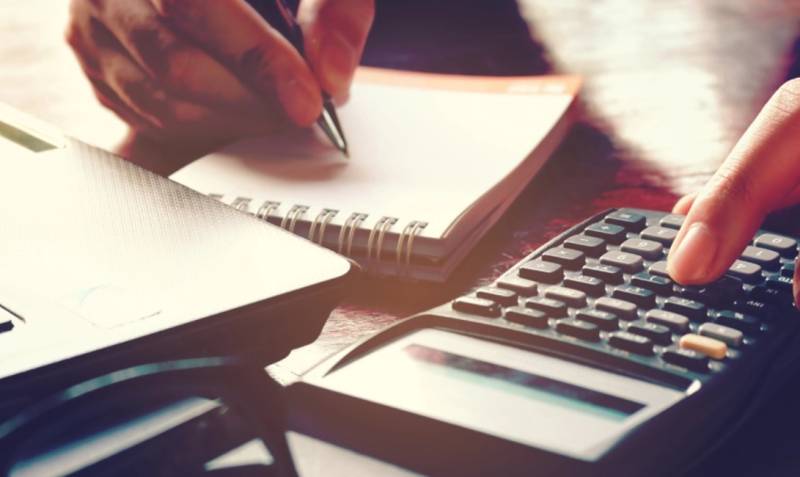 Προϋπολογισμός 2024: Όλα τα μέτρα για την ενίσχυση του εισοδήματος και οι φορολογικές παρεμβάσεις