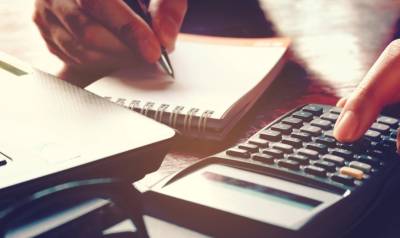 Προϋπολογισμός 2024: Όλα τα μέτρα για την ενίσχυση του εισοδήματος και οι φορολογικές παρεμβάσεις