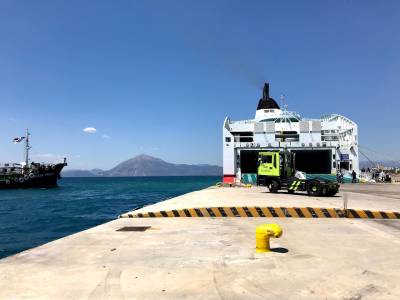 Πάτρα: Αναχωρεί από το λιμάνι νέα αποστολή ανθρωπιστικής βοήθειας προς την Τουρκία