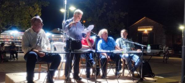 Πλήθος κόσμου στην παρουσίαση του βιβλίου του Δημήτρη Δριμή, "Το παζάρι του Κοπανακίου, διαδρομές στον χώρο και τον χρόνο"