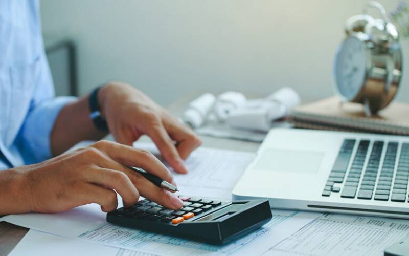 Αύξηση αφορολόγητου - Τι ισχύει για έγγαμους και ένα εξαρτώμενο τέκνο (Βίντεο)