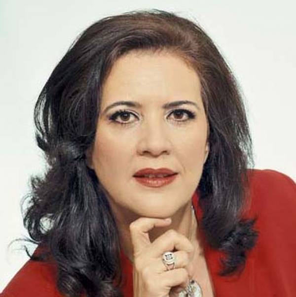 Νικολάκου κατά ΣΥΡΙΖΑ για τη διαχείριση σκουπιδιών