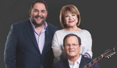 Χρήστος Νικολόπουλου, Πίτσα Παπαδοπούλου και Στέλιος Διονυσίου στο Σαϊνοπούλειο