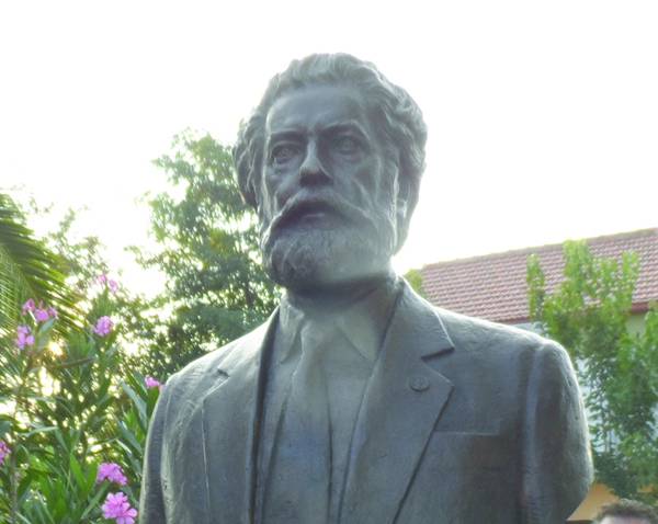 Λογοτεχνικό μνημόσυνο Θοδωρή Βλαχοδημήτρη