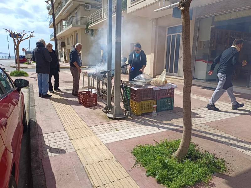 Η Καλαμάτα τσικνίζει - &quot;Φωτιά&quot; έχουν πάρει οι ψησταριές