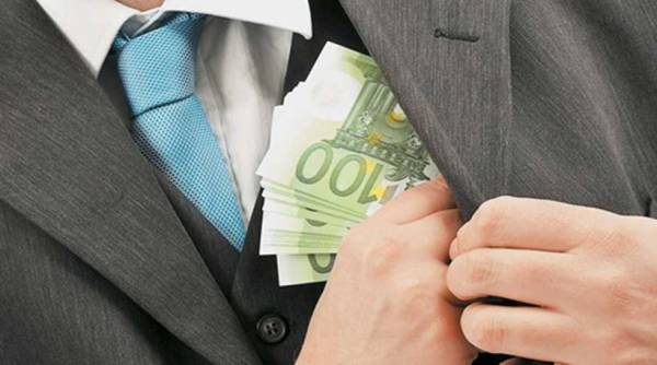 Εφοριακός... χάρισε σε μεγαλογιατρό πρόστιμα 4,7 εκατ. ευρώ!