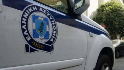 Ομάδα 20 ατόμων επιτέθηκε και λήστεψε μια παρέα στο Περιστέρι