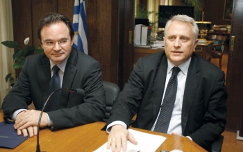 Ραγκούσης - Παπακωνσταντίνου: Οι δήμοι με δικό τους σακί στο μύλο 