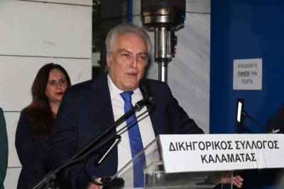 Καλαμάτα: Γυναίκα βρήκε και παρέδωσε το πορτοφόλι του προέδρου του Δικηγορικού Συλλόγου Κώστα Μαργέλη