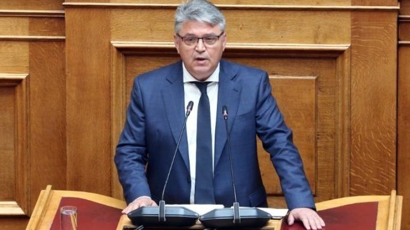 Νατσιός: Οι ταυτότητες εξελίσσονται σε στυγνό φακέλωμα του πολίτη