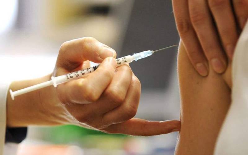 Covid-19: Ξεκίνησε ο εμβολιασμός με το επικαιροποιημένο μονοδύναμο εμβόλιο