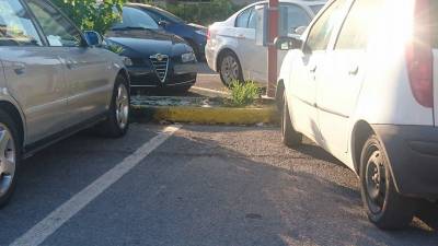 Αλυτα προβλήματα στα πάρκινγκ του Νέδοντα