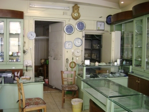 Ληστές σήκωσαν κοσμήματα αξίας 130.000 ευρώ στους Γαργαλιάνους