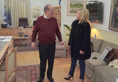 Η δήμαρχος Οιχαλίας στον περιφερειάρχη Πελοποννήσου