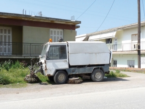 Στ. Μπεχράκης: Προσέλαβαν χειριστή και δεν είχαν μηχάνημα στην Κεντρική Αγορά Καλαμάτας