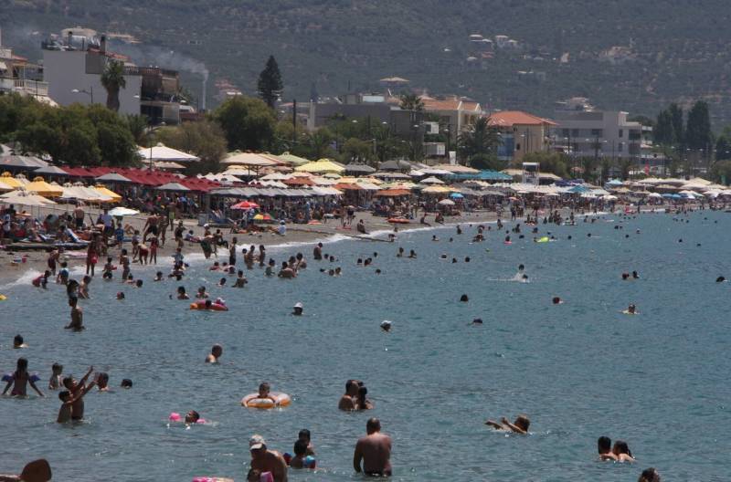 Εξαιρετικής ποιότητας παραμένουν τα νερά κολύμβησης στην Καλαμάτα