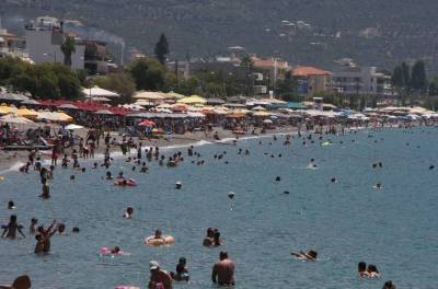 Εξαιρετικής ποιότητας παραμένουν τα νερά κολύμβησης στην Καλαμάτα