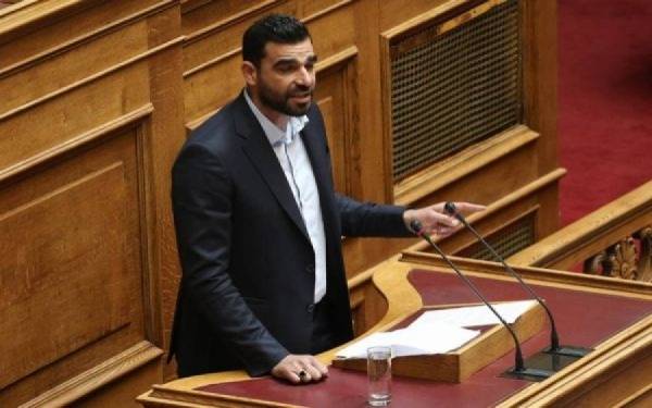 "Ο Κωνσταντινέας δεν είναι ούτε του Ιβάν, είτε του Γιάννη ούτε του Δημήτρη ούτε του Βαγγέλη…"