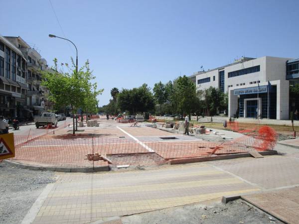 Νέα άσφαλτος στην Αριστομένους