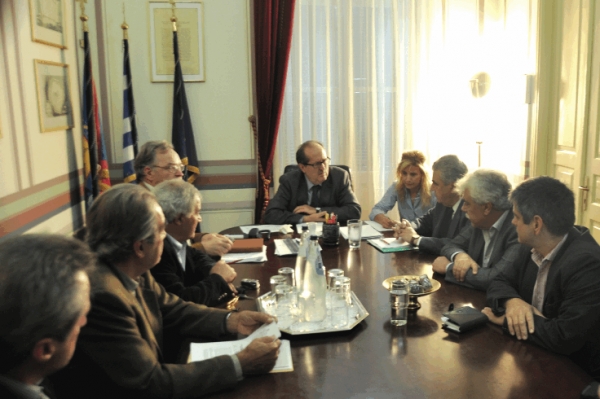 Χαμηλοί τόνοι στην πρώτη συνάντηση Νίκα - αντιπολίτευσης