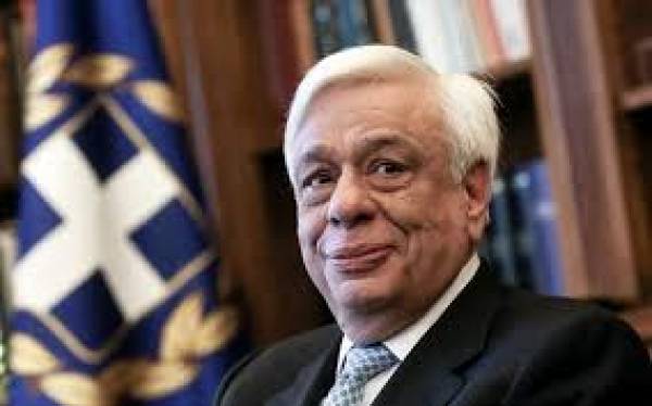 Μήνυμα ενότητας &quot;όλων των δημοκρατικών δυνάμεων&quot; από Παυλόπουλο στην Τρίπολη