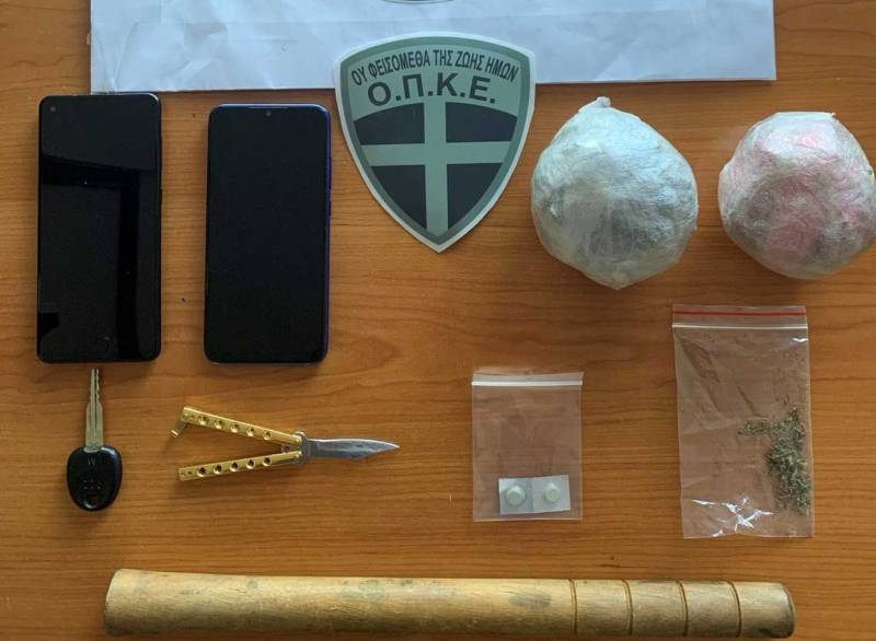 Μεσσηνία: Τρεις συλλήψεις για χασίς, στιλέτο και ρόπαλο