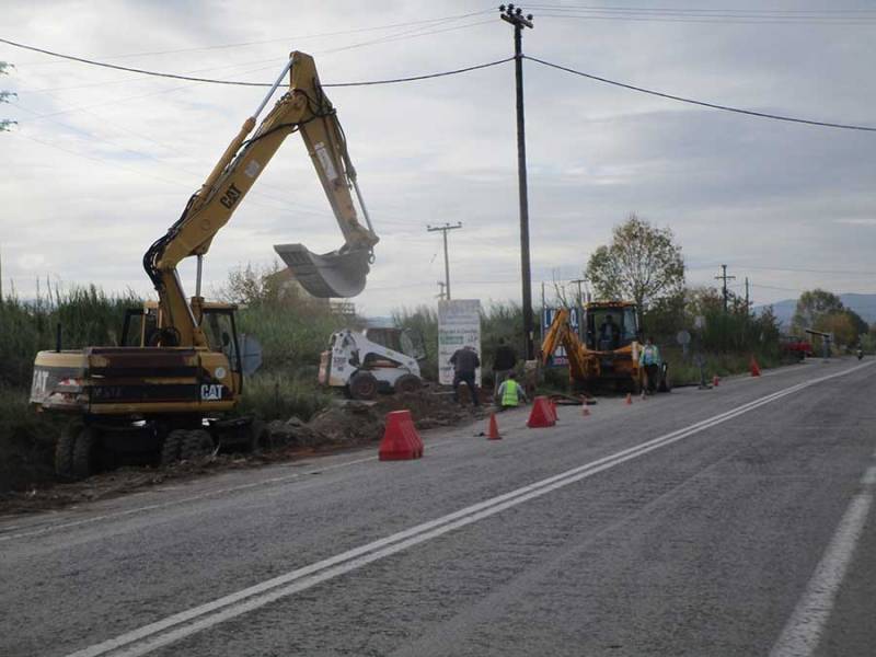 Σε εξέλιξη ο οδοφωτισμός στο Ασπρόχωμα – Μεσσήνη (βίντεο)