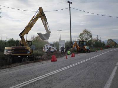 Σε εξέλιξη ο οδοφωτισμός στο Ασπρόχωμα – Μεσσήνη (βίντεο)