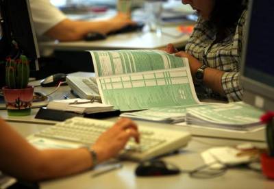 Φορολογικές δηλώσεις: Πώς δηλώνονται ανείσπρακτα ενοίκια και οι επιδοτήσεις του «Γέφυρα»