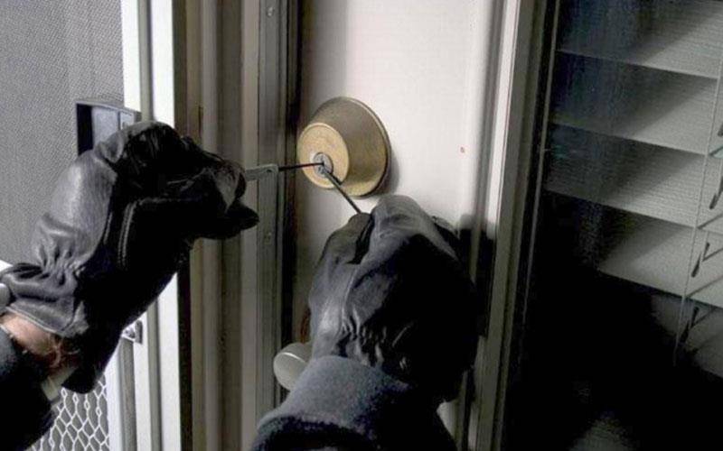 Καλαμάτα: Διέρρηξαν διαμέρισμα χθες το απόγευμα στη Μακεδονίας